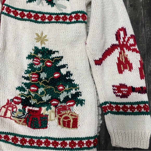 VINTAGE CAPE ISLE KNITTERS CHRISTMAS TREE CANDY CANE RIBBON WHITE CARDIGAN - Picture 9 of 11